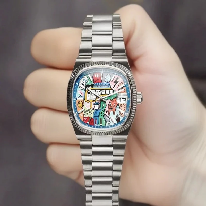 

2025 Новые квадратные мужские часы с абстрактным художественным циферблатом, модные нишевые часы в стиле ретро, роскошный подарок, серебряные, черные, золотые кварцевые часы в уличном стиле