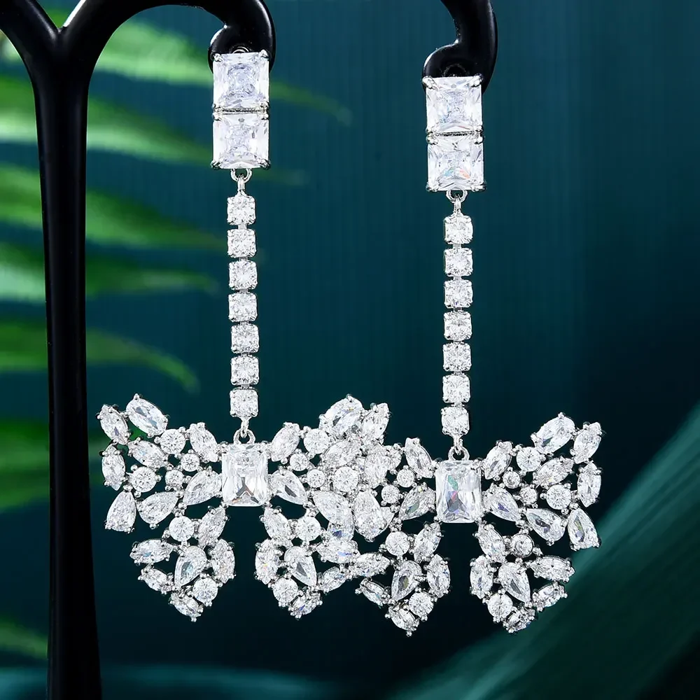 

Soramoore New Shiny BlingBling Butterfly Earrings For Noble Women Bridal Wedding Daily Party Show Fashion Jewelry High Quality