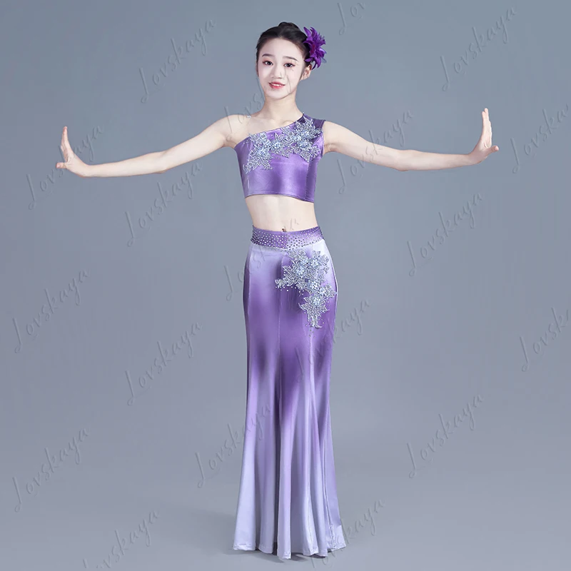 

Children's Dai Ethnic Dance Performance Costume - Girl's Ethnic Costume with Fish-tail Skirt for The Peacock Dance Performance