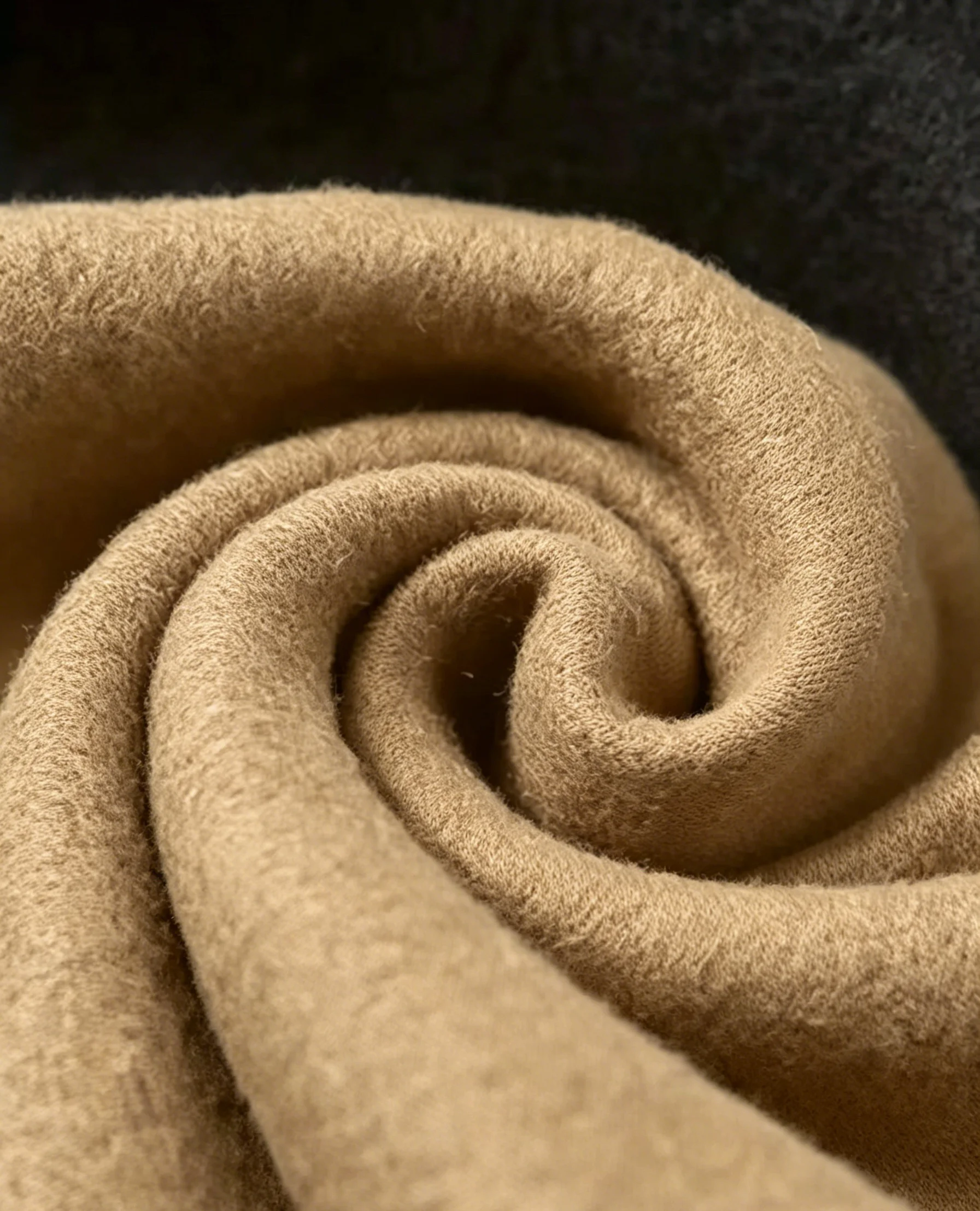Herren Retro-Stil Kapuzenpullover mit Schnürung, locker geschnittener Langarm-Pullover in Unifarben-Design für Herbst und Winter. – Detail 14