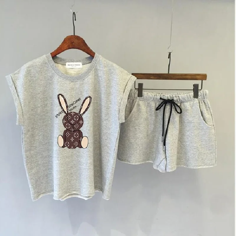 

Loose Fit Sportswear Set for Women Summer Fashion Rabbit Print Sleeveless T-Shirt Shorts Casual Running Two Piece Suit
