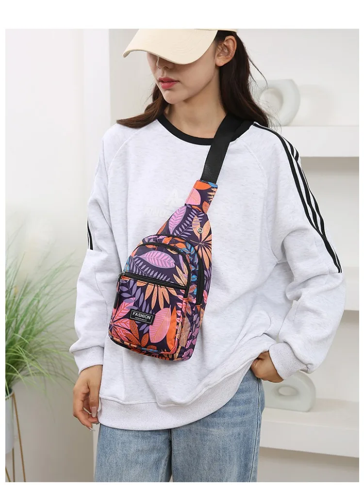 Men's Fashionable Chest Bag Trendy Versatile Crossbody Bag for Men Large Capacity Single Shoulder Bag for Outdoor Sports