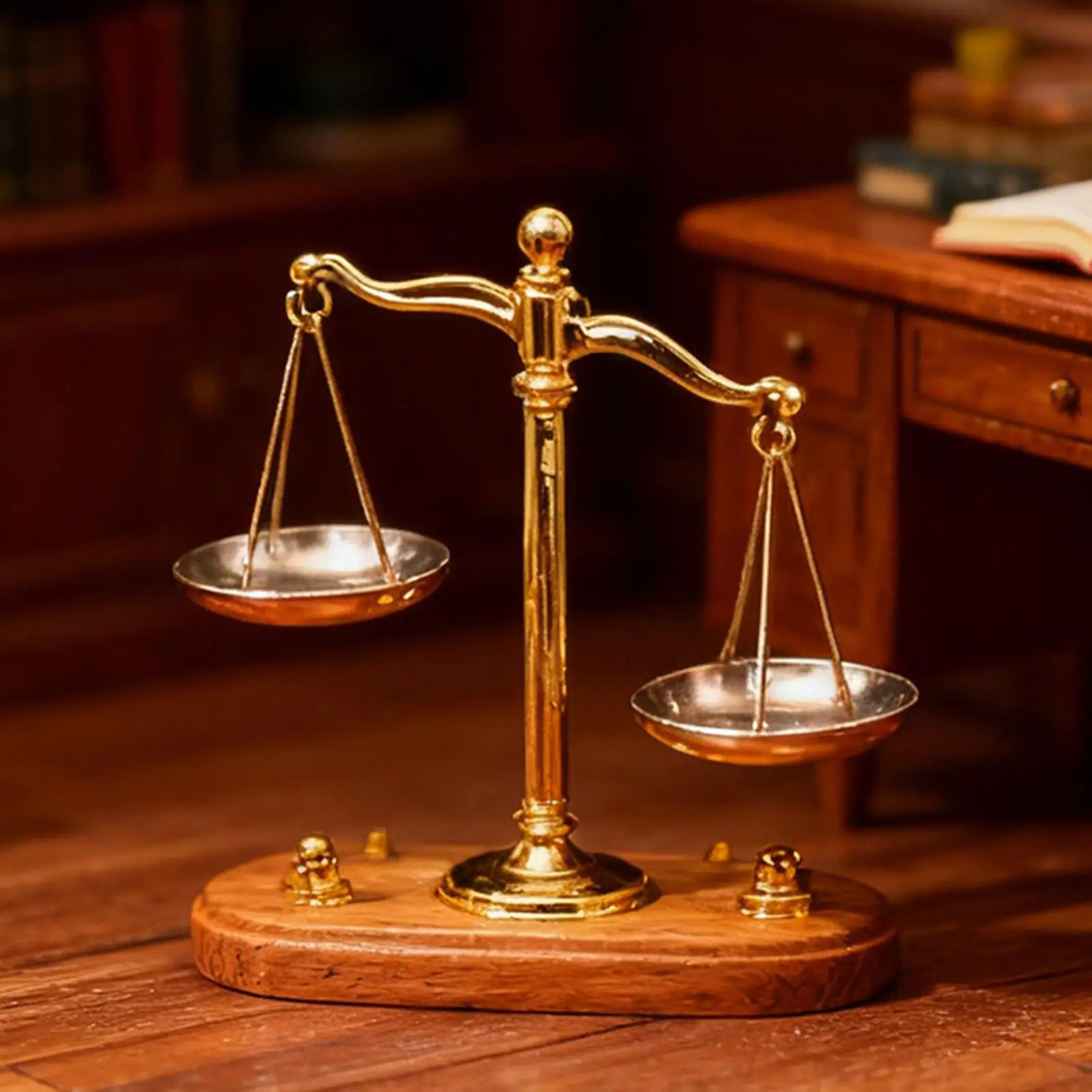 Miniature Balance Scales 1:12 Collectible Retro Kids Science Toys Doll House Miniature Balance Scale for Bathrooms Kitchens