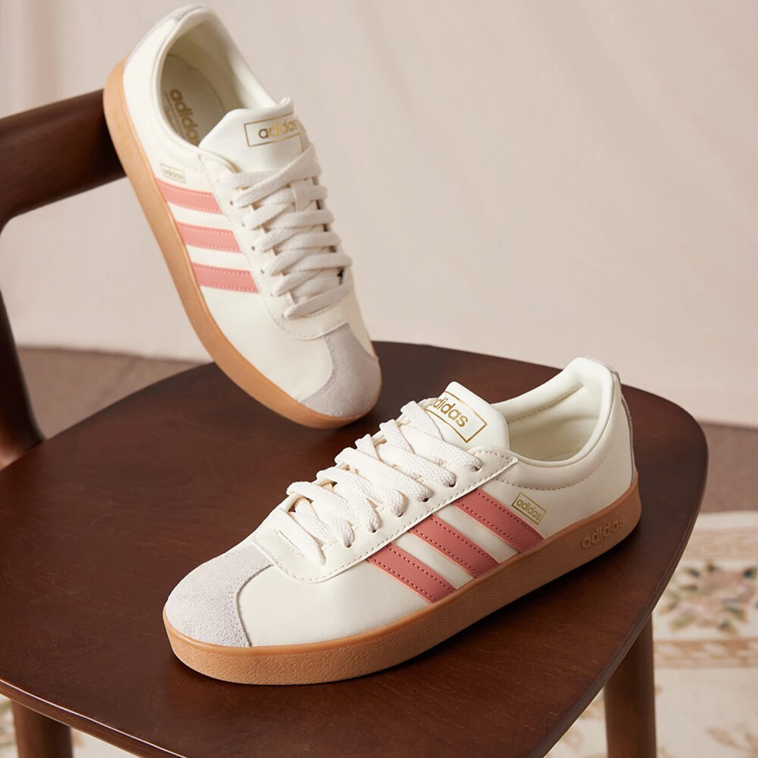 حذاء رياضي Adidas Originals VL COURT CLASSIC للجنسين JH5064 #1