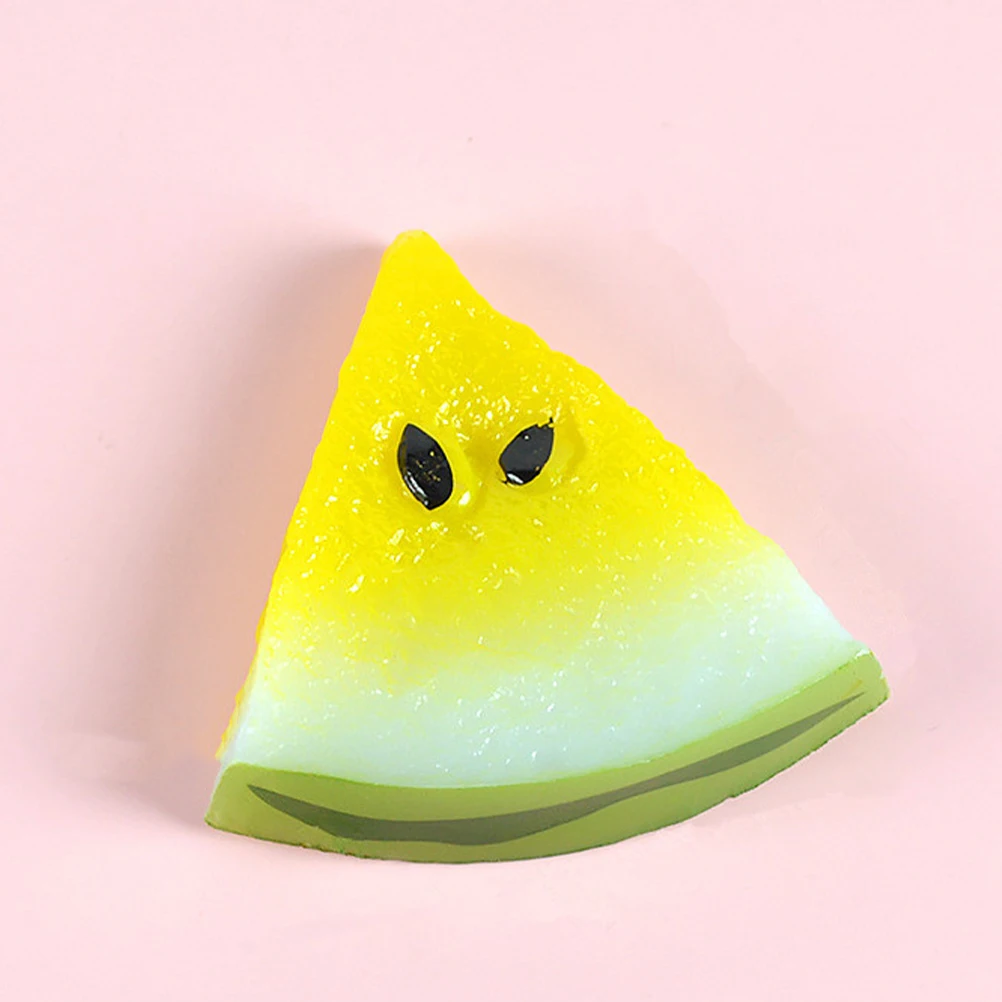 

5pcs Miniature Watermelon Slice House Fruits Fake Mini Fruits Models Simulated Tiny Fruit Ornament Decor Toy for Dollhouse