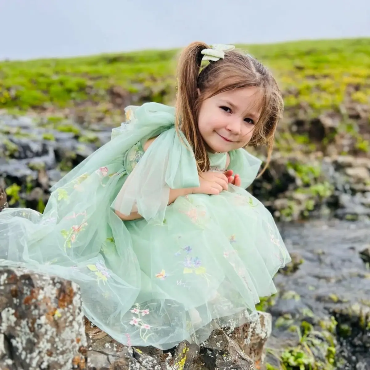 Vestido suspensor de malha bordado em três cores feminino, saia princesa, roupas de bebê, primavera e verão