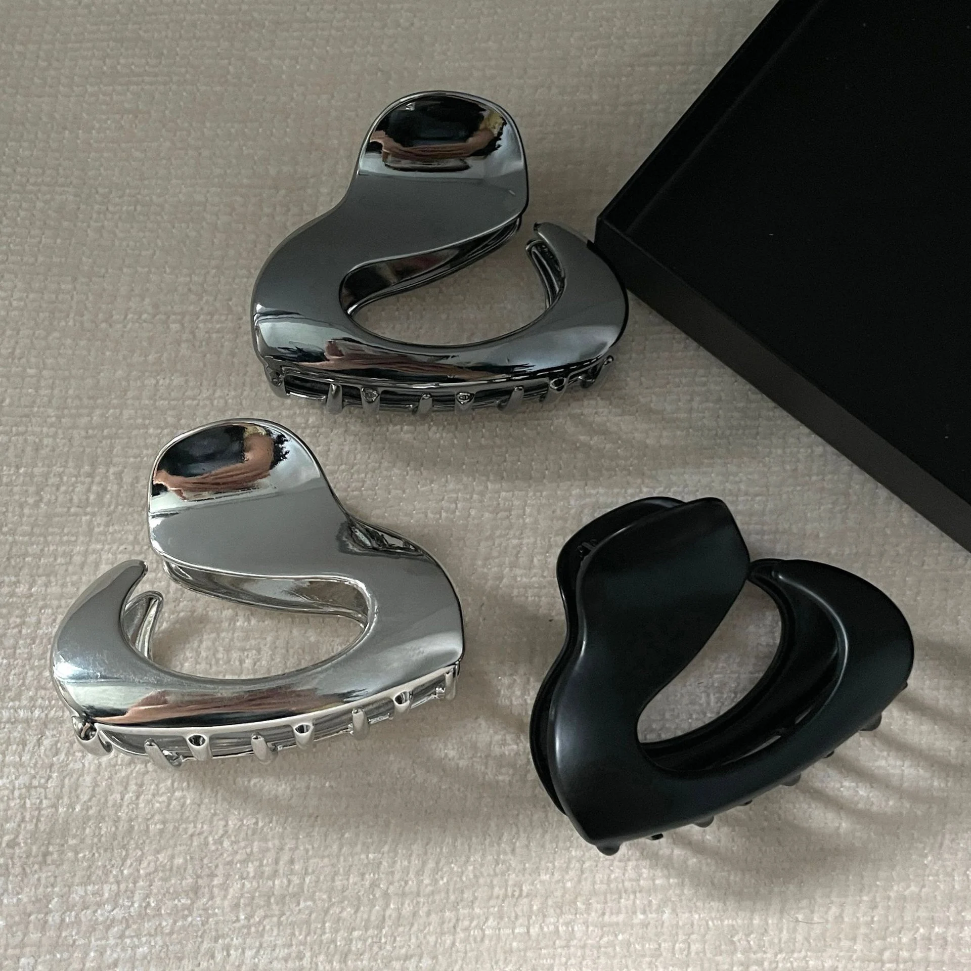 Neue Frauen Elegante Einfachheit Hohl Geometrische Metall Haar Klaue Vintage Haar Clips Pferdeschwanz Klaue Clip Mode Haar Zubehör – Detail 8