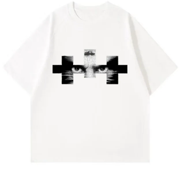 

Abstract eye print pattern T-shirt casual short sleeved unisex top made of 100% pure cotton fashionable and comfortable