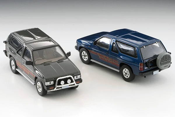 

Tomytec 1:64 TLV N63 A/B/C/D Nissan Terrano R3M Limited Edition Simulation Alloy Static Car Model Toy Gift