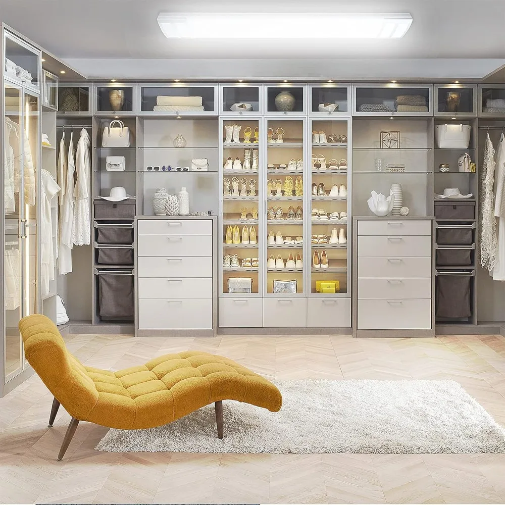 調光可能な4フィートLEDフラッシュマウントキッチン照明器具、50W 5600ルーメン、1-10V調光可能、4000K、4フィートLEDキッチン照明