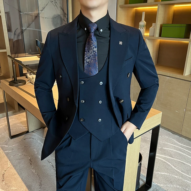 2024 High quality double breasted (suit + vest + trousers) Fashion slim-fit business formal men\'s wedding three-piece set