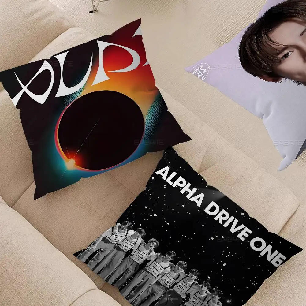 Popular a-alpha d-drive o-um kpop imagem personalizada texto almofadas decorativas para casa presentes domésticos 45x45cm