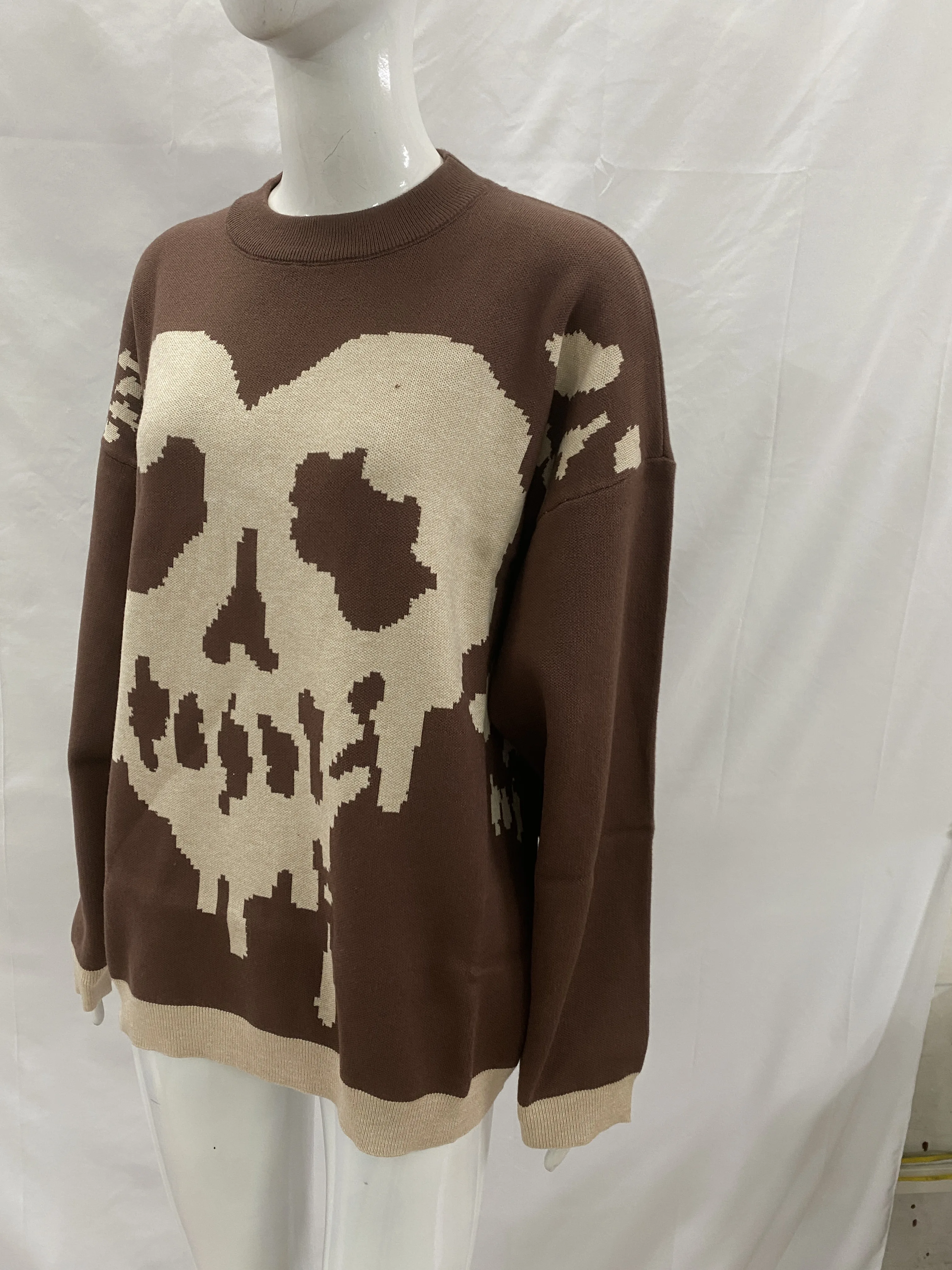 Hip hop street fashion versatile women's round neck skull print sweater loose sportswear knitted top couple's style