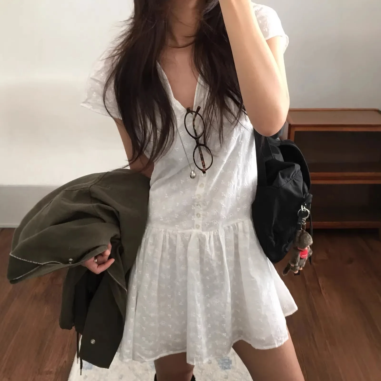 2026 Spring Chic Women White Dress Vintage French Lace Embroidery Sweet Versatile Layer Matching Casual Midi Dresses