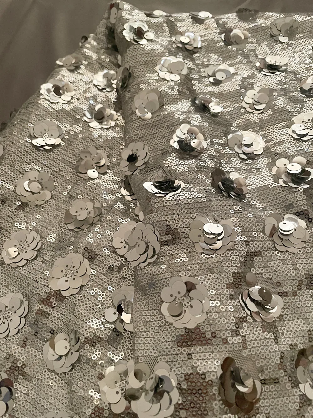 2025 Quality Silvery Sequin French Net African Tulle Mesh 3D Lace Fabric For Dress Handmade Sewing Supplies 5 Yards ZH0416A05