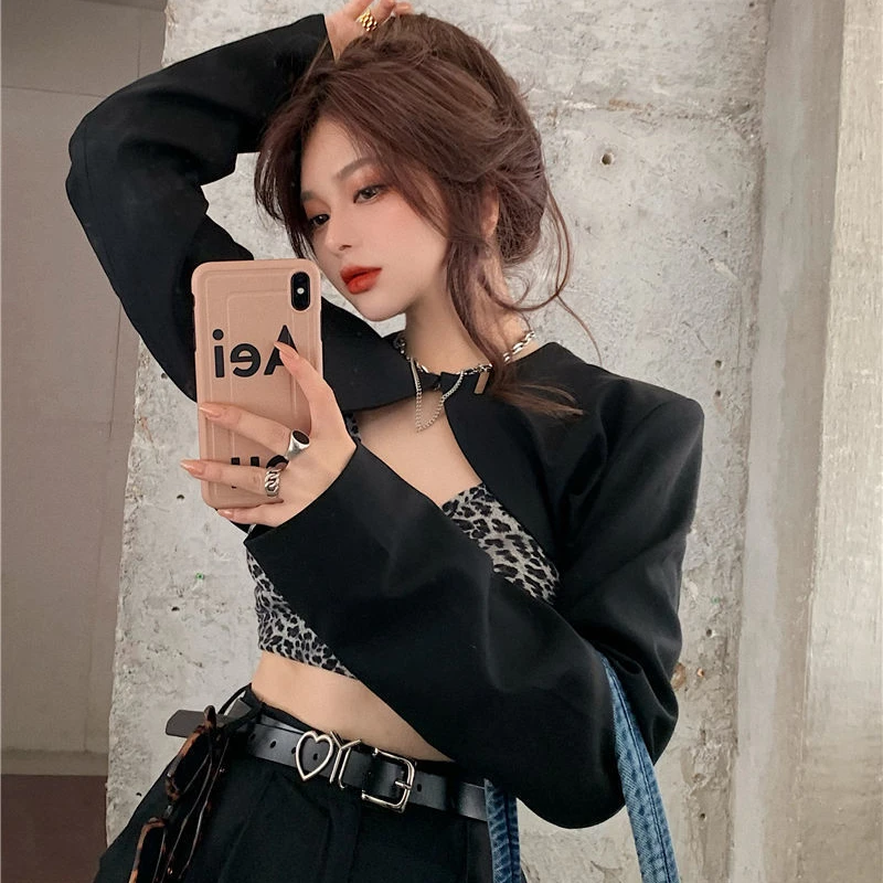 Cropped Black Blazers Women Chic Fashion Streetwear Sexy Casual Vintage Elegant Office Lady Korean Style Spring Minimalist Coats