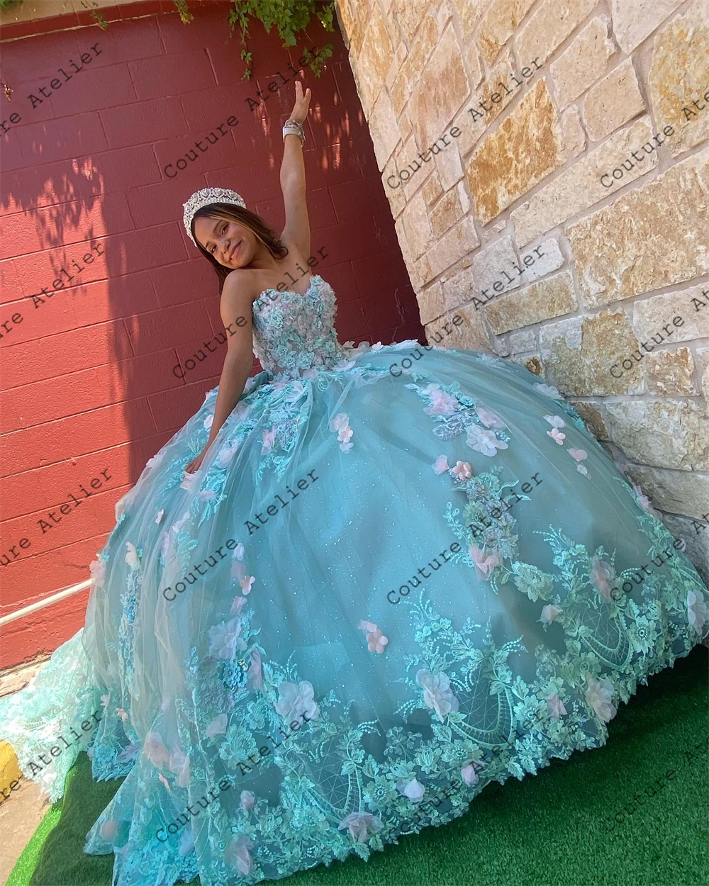 Vestido de quinceañera con flores rosas para mujer, traje de baile de quinceañera, escote Corazón, apliques de encaje, 2024