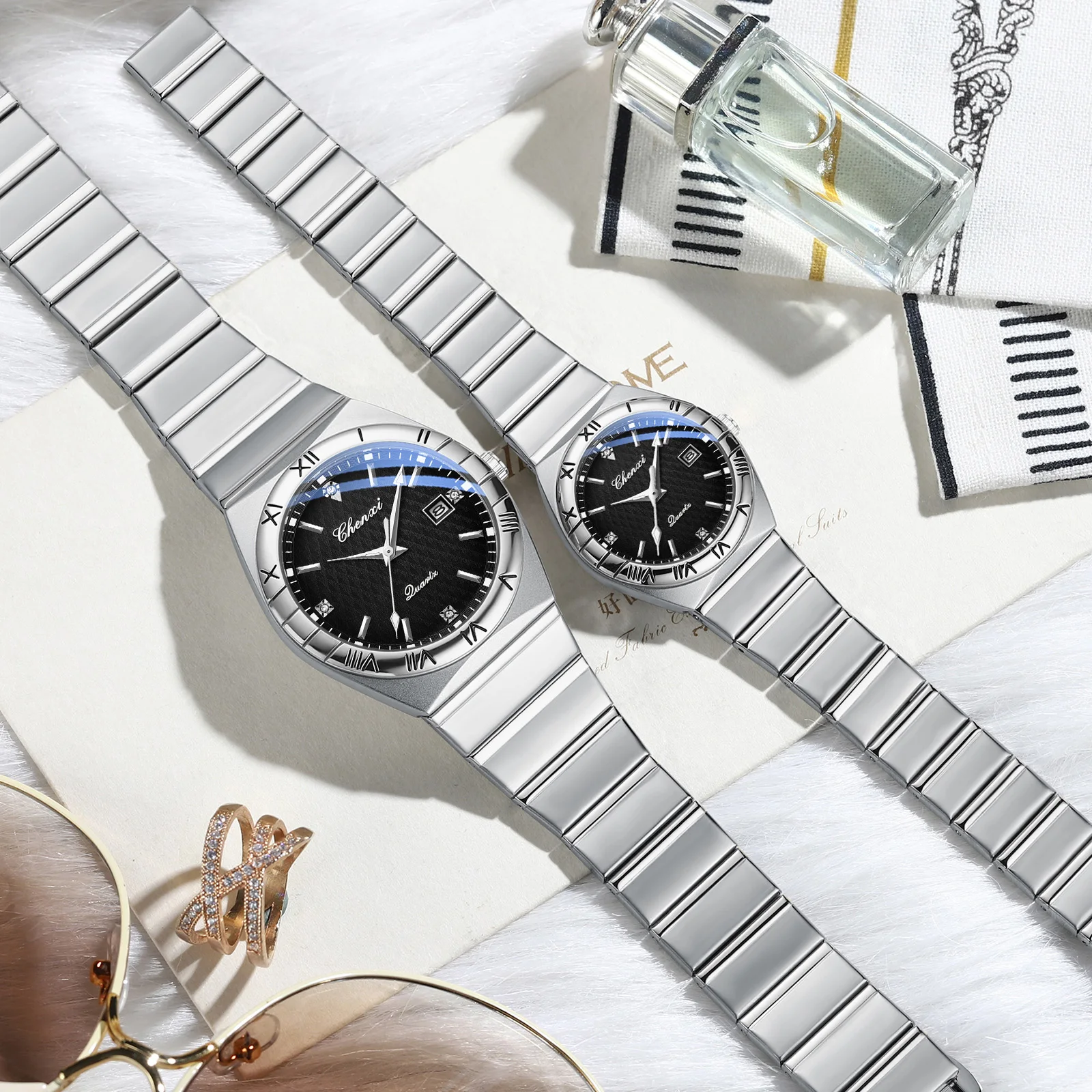 New Couple Watches Pair Men And Women Luxury Fashion Roman Numerals Luminous Calendar Quartz Lover Watch Set Gifts Clock