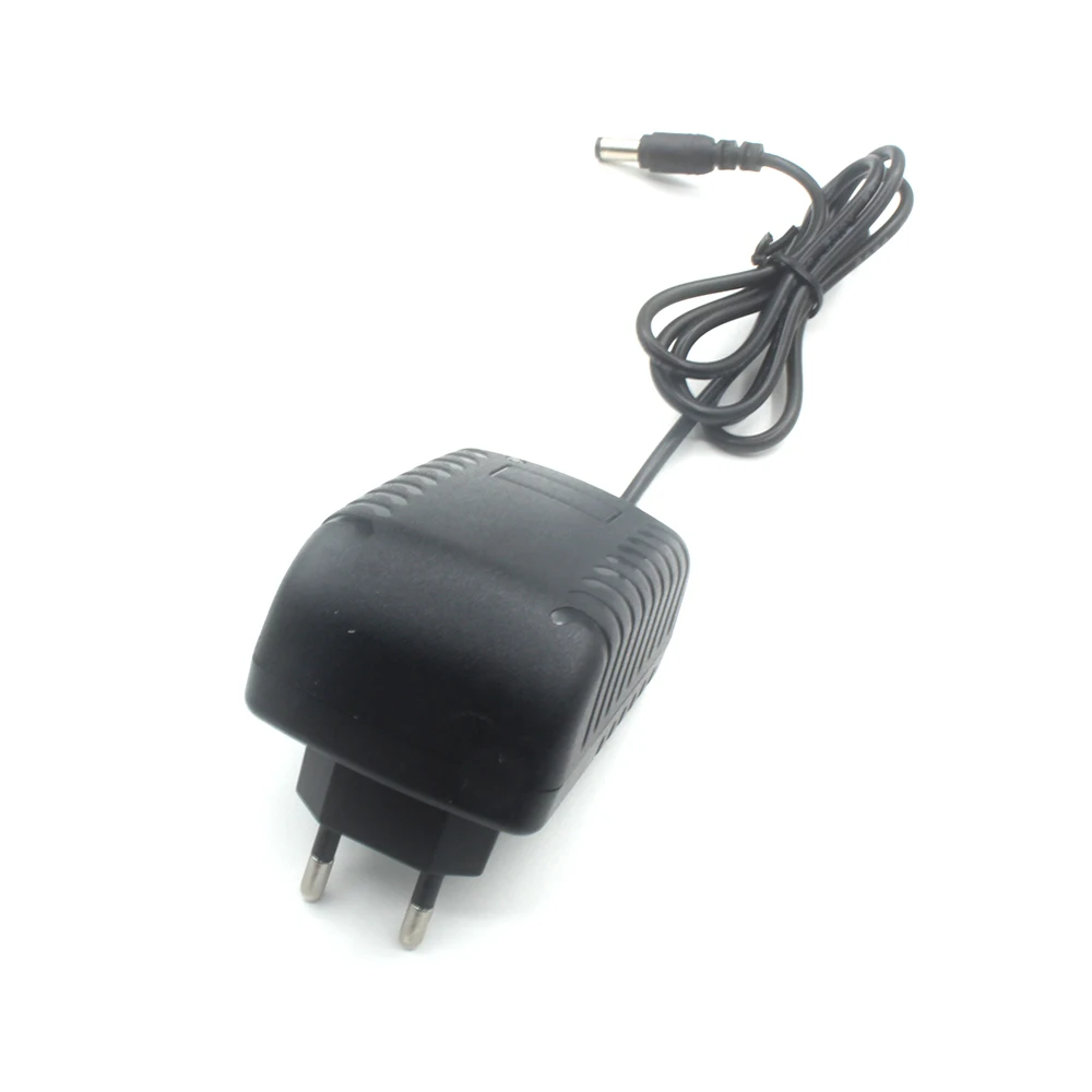 DC 14.6V 2A Smart Intelligent Charger for 4S 12.8V LiFe LiFePO4 Battery Pack EU/US/AU/UK 5.5mm x 2.1mm  4017 35135 With clip