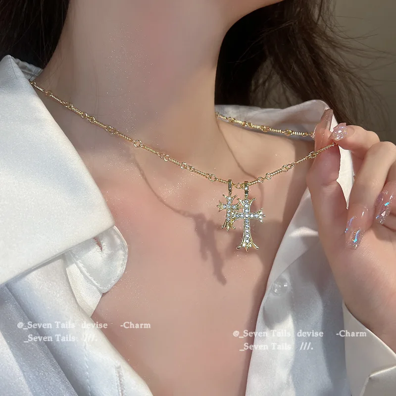 Fashion Sparkling Crystal Zircon Cross Pendant Necklace Ladies Girl Exquisite Zircon Thin Chain Necklace Teen Party Jewelry Gift