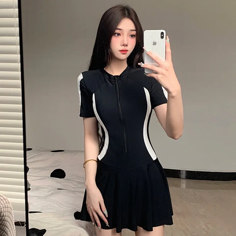 Swimsuit Women's One-piece Sports Hot Spring Swimsuit Simple and Conservative Slimming Dress Style Vacation Tour