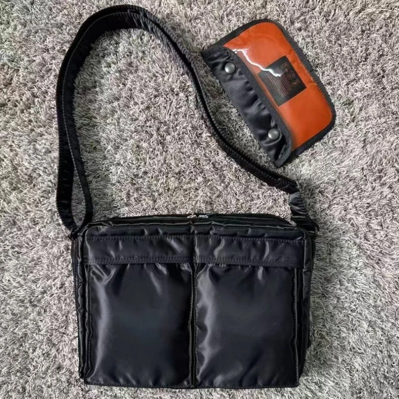 2026 New Luxury Ultra Light Padded Nylon Large Messenger Bag Unisex Crossbody Bag Daily Commute Outdoor Casual Travel Bag