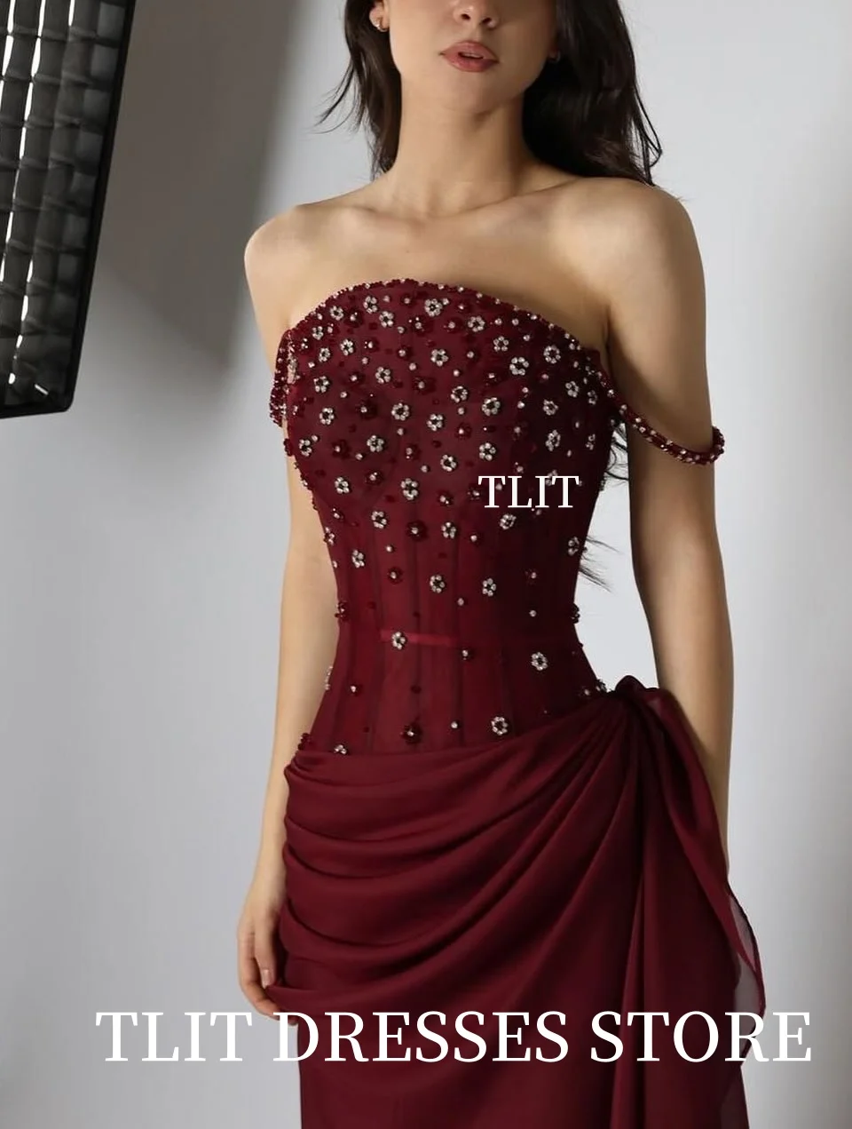 فستان سهرة طويل بحورية البحر باللون الأحمر الخمري من TLIT فستان رسمي للنساء العربيات السعوديات مزين بالكريستال بدون حمالات فستان مخصص