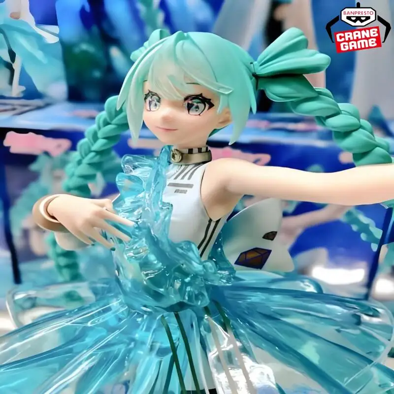 

100%original Bandai Namco Banpresto Hatsune Miku Banpresto Evolve Clearluxe Emeraldgem Pvc Collector Anime Figure Model Toy Gift