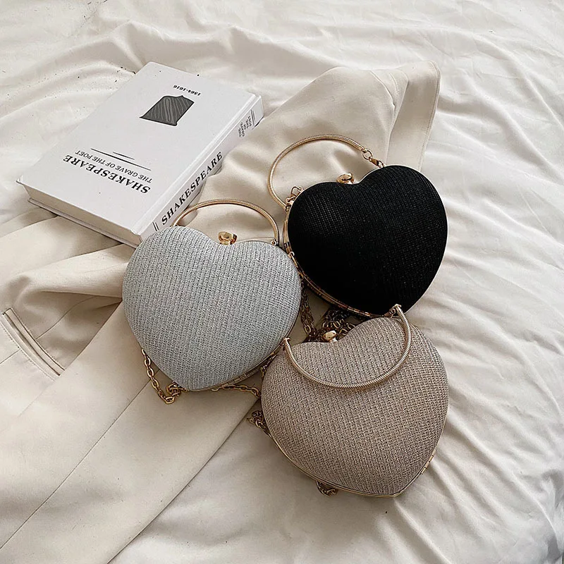 Women's Party Banquet Clutches Wedding Crossbody Bag Heart Shape Bag Fashion Evening Handbags Luxury Chain Strap Shoulder Bags