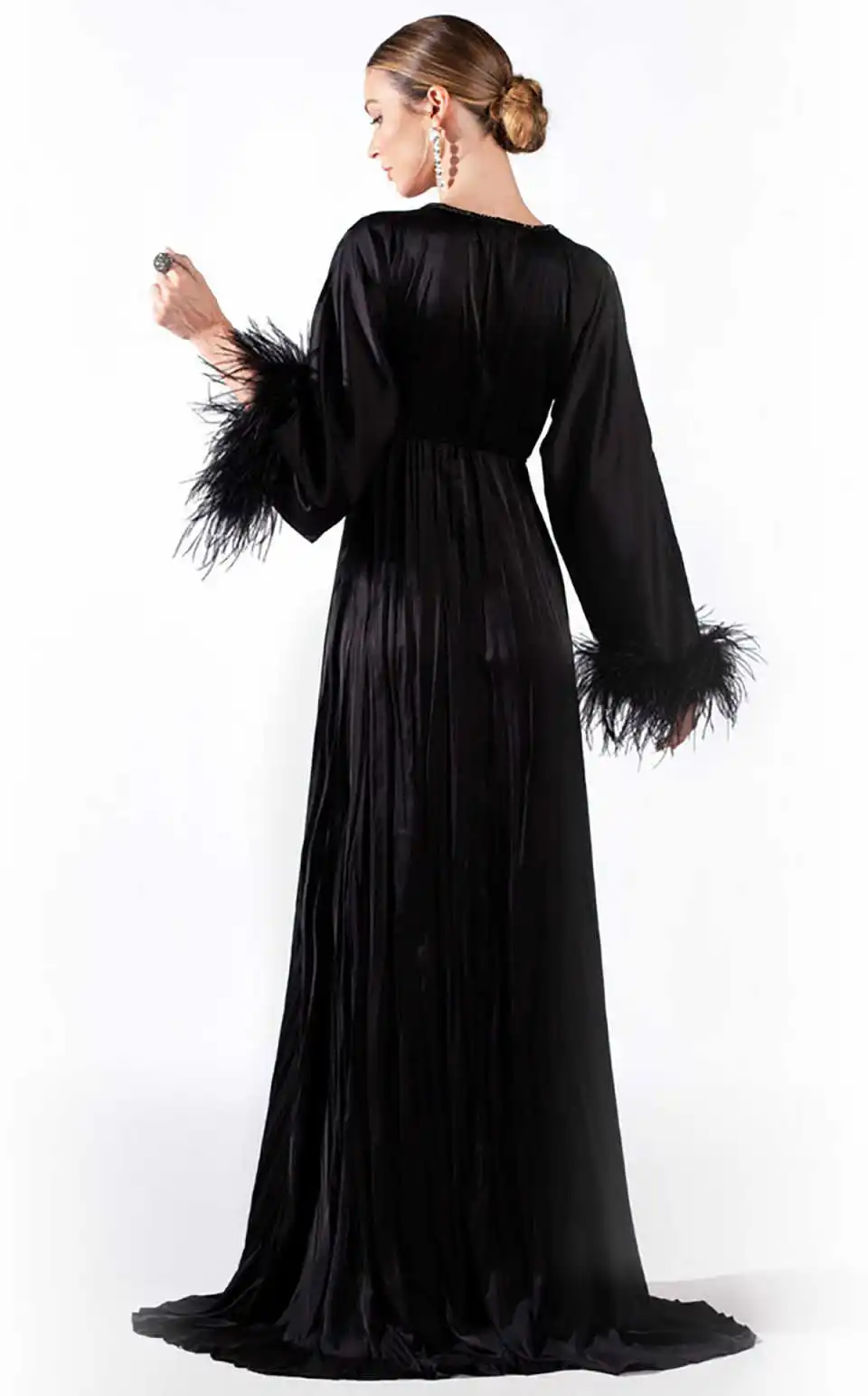 Gorgeous Pajamas Dresses Women Robe Nightgown Feathers Bathrobe Long Sleeve Maternity Dressing Gown for Photography Custom Made