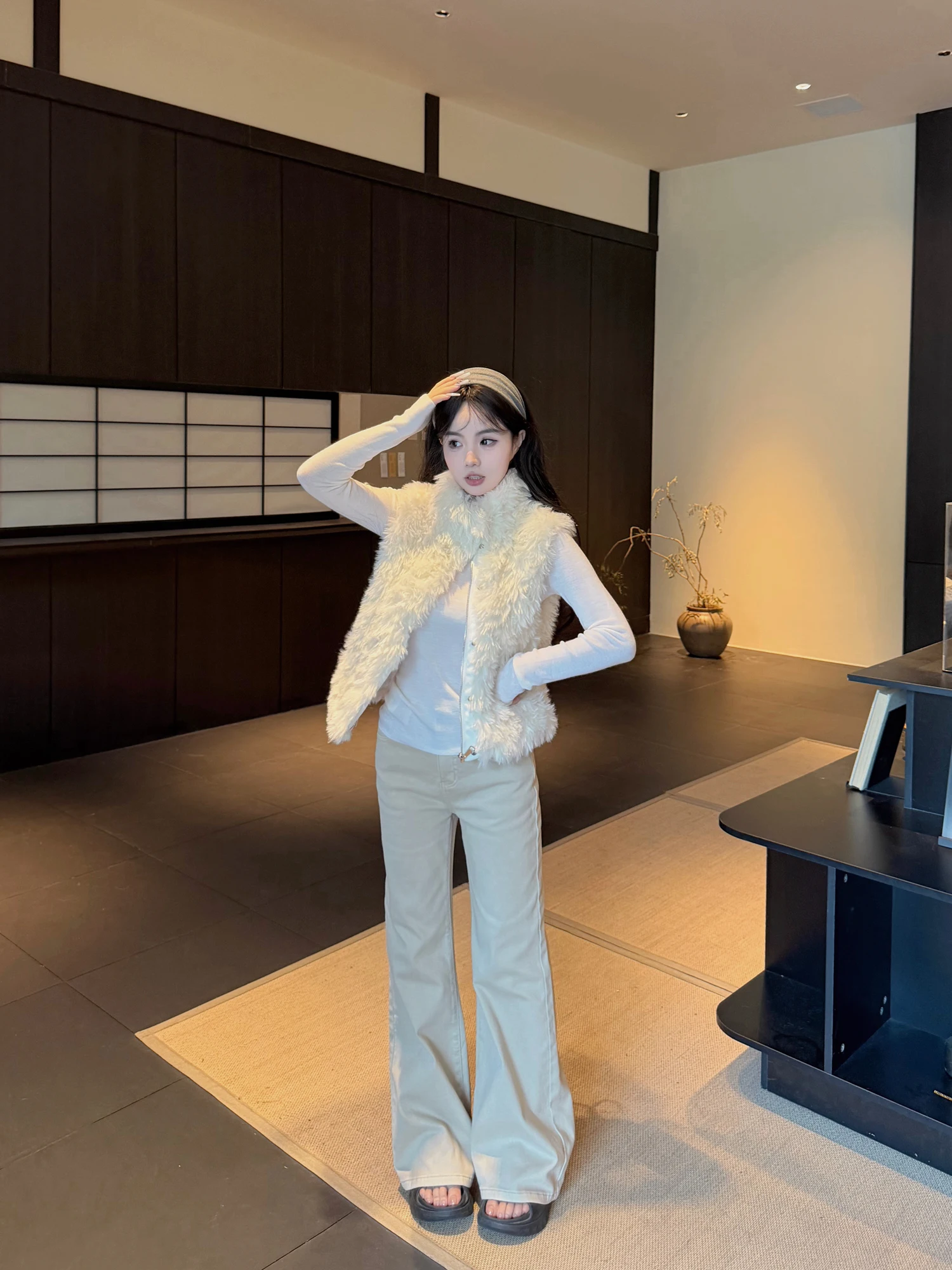 

Женская зимняя куртка с воротником-стойкой, имитация меха, из искусственной кожи, ветрозащитная, повседневная, на молнии