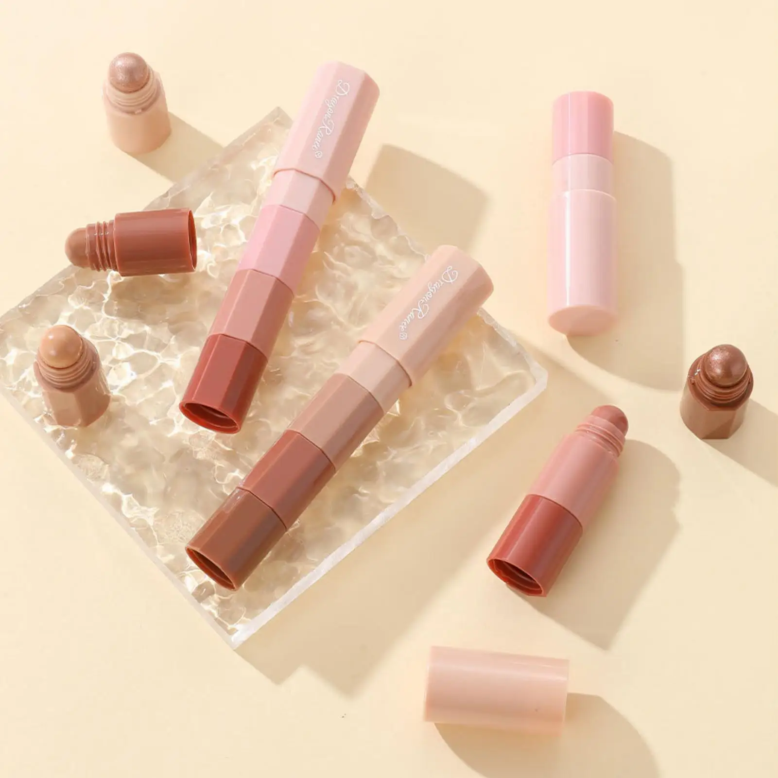 قطعة واحدة من قلم ظلال العيون الوامض 4 في 1 - متعدد الألوان، لمسة نهائية لؤلؤية، مريحة ومتينة، مناسبة للتاريخ والضروريات اليومية