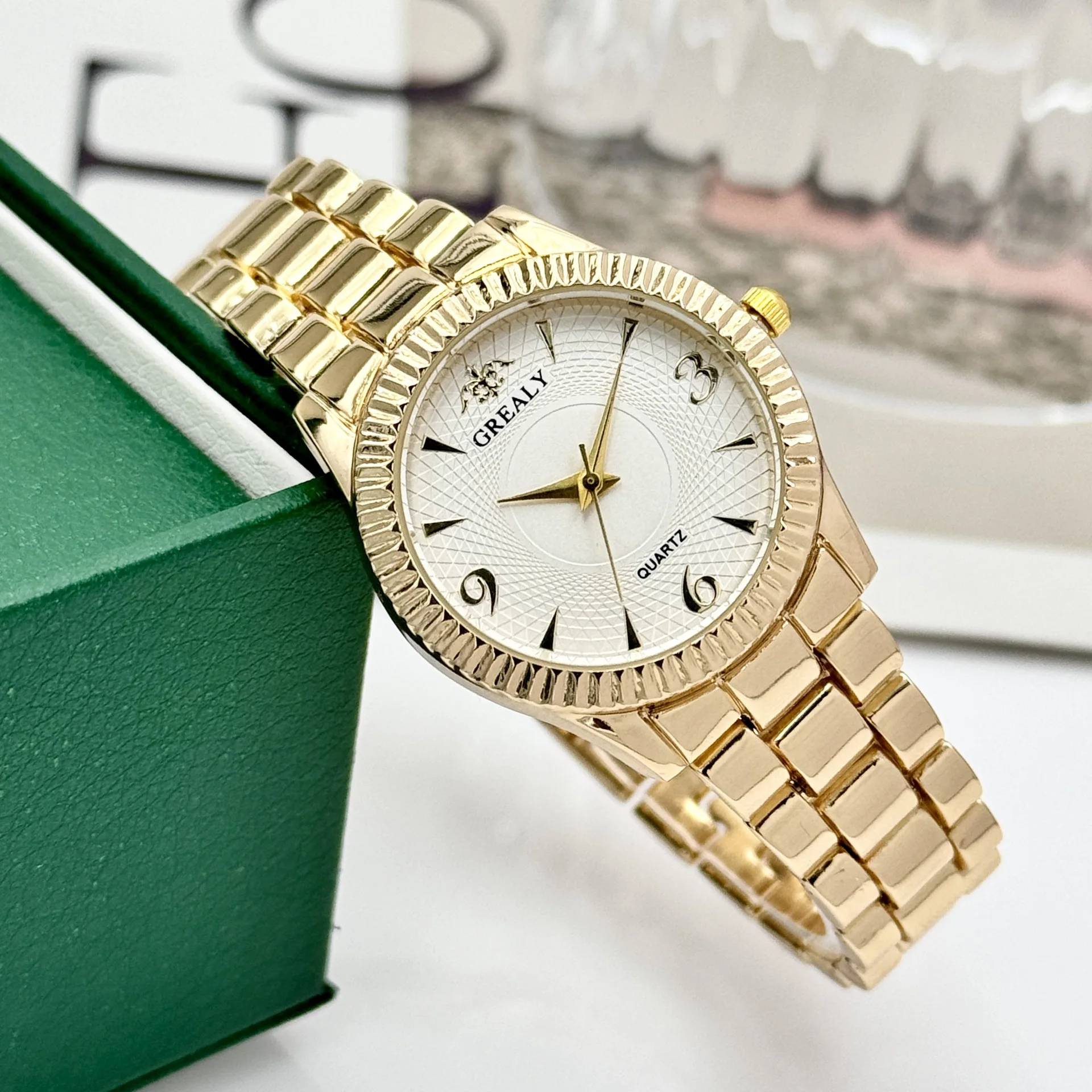 Reloj de marca de lujo ligero para mujer, relojes de pulsera de acero inoxidable simples para estudiantes, relojes de pulsera de cuarzo a la moda para mujer