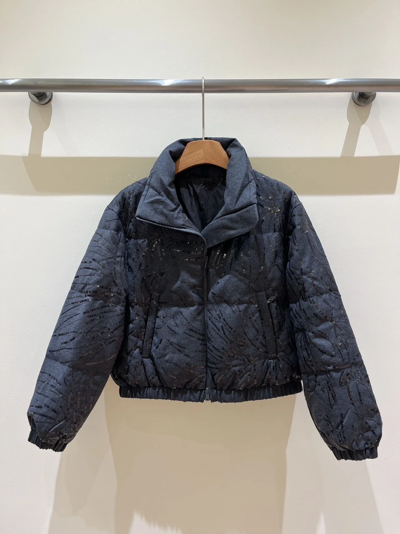 2026 Winter New High-Quality Fashionable Casual Sequined Goose Down Jacket For Women