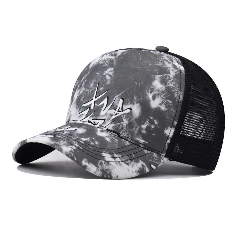

New Outdoor Trendy Gradient Color Printed Embroidered Baseball For Men And Women Plaid Trucker Cap Snapback Fashion Hat