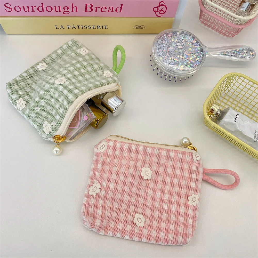 กระเป๋าใส่เหรียญปักลูกไม้, กระเป๋าตาข่ายแบบพกพา, กระเป๋าแต่งหน้าลิปสติก, กระเป๋าคัดแยกเบ็ดเตล็ด