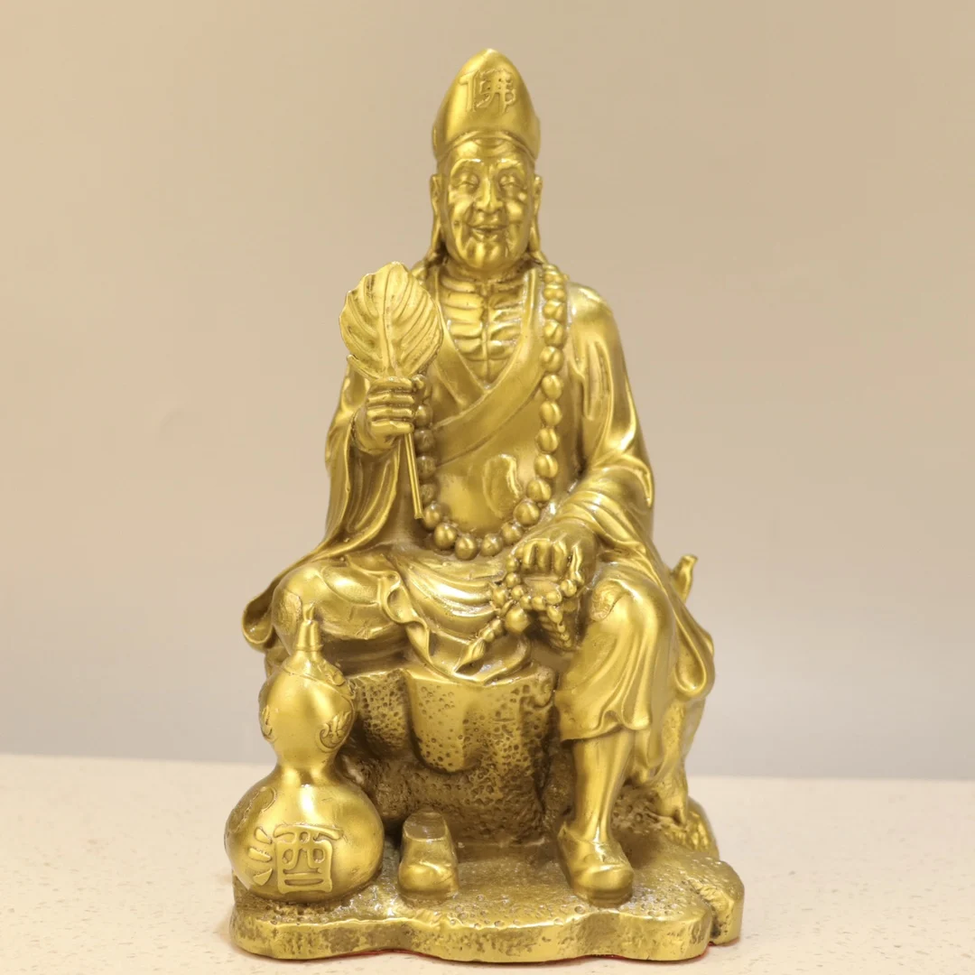 Metal copper statue Figure Buddha, Ji Gong, sitting with a dragon, Arhat Large size height 20cm length: 11.5cm width 9.5cm