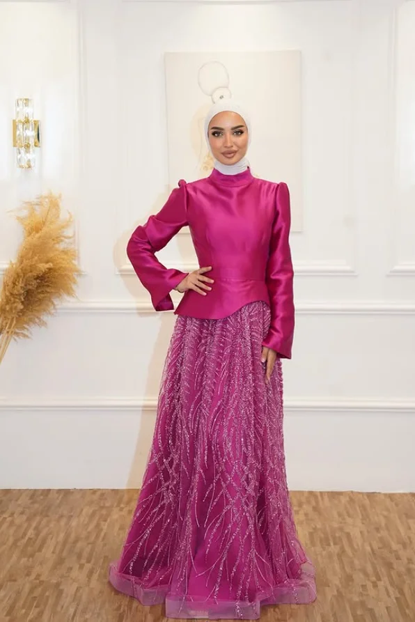 Vestidos formales de noche musulmanes de color rosa fucsia, falda Gillter de manga larga, Hijab, vestido de graduación de Oriente Medio, Jersey personalizado a medida
