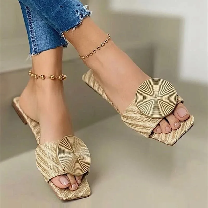 

Women Slippers 2025 New Flat Sandals Plus Size Round Slippers Solid Flats Casual Shoes Ladies Fashion Beach Shoes Slides Women