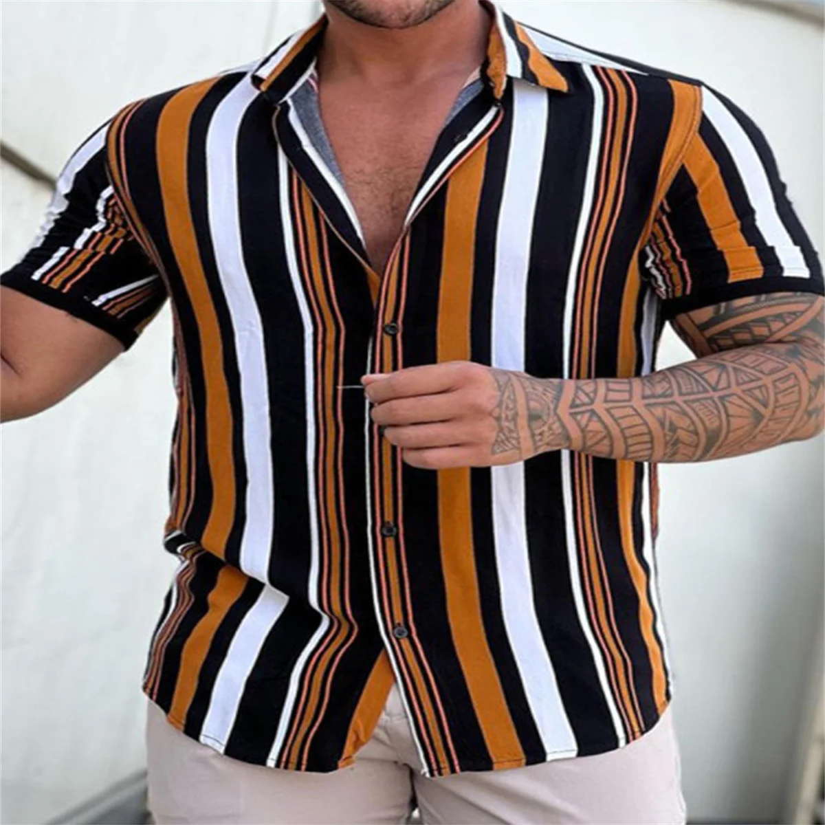 Men\'s Summer Outdoor Street Hawaiian Beach Style Striped Print Casual and Comfortable Lapel Short-Sleeved Shirt