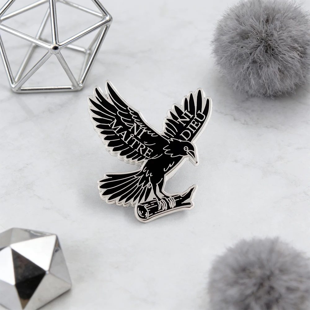 Ni Dieu Ni Maitre Krähen-Emaille-Anstecknadel „Kein Gott, kein Herr“ Französisches Zitat Brosche Anarchie Punk Raben-Abzeichen Gothic Schmuck Geschenk für Fans – Detail 3