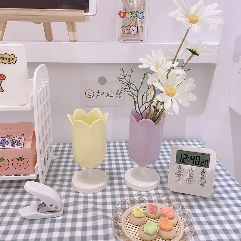 

1pc Flower Pen Holder Creative Tulip Shape Round Pen Container Student Desktop Storage Box Cute Cosmetic Brush Organizer Holder