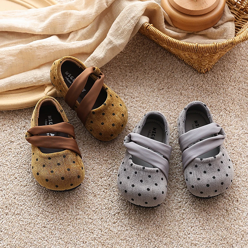 Girls Polka Dot Mary Jane Shoes Children Flats Leather Shoes Non-slip Kids Princess Dress Shoes Soft Sole 2026 Spring Autumn