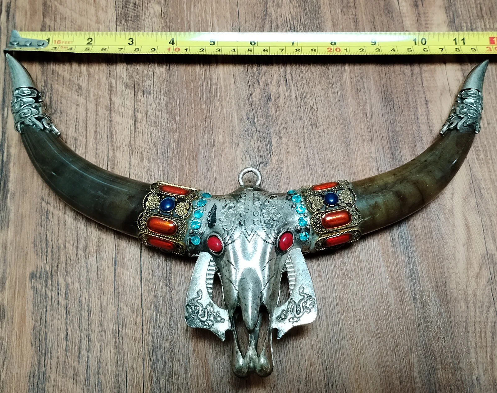 Real OX Horn Embedded Alloy Ox Head Handmade Authentic Buffalo Horn Ornament Amulet Pendant Home Decor Accent Table Display