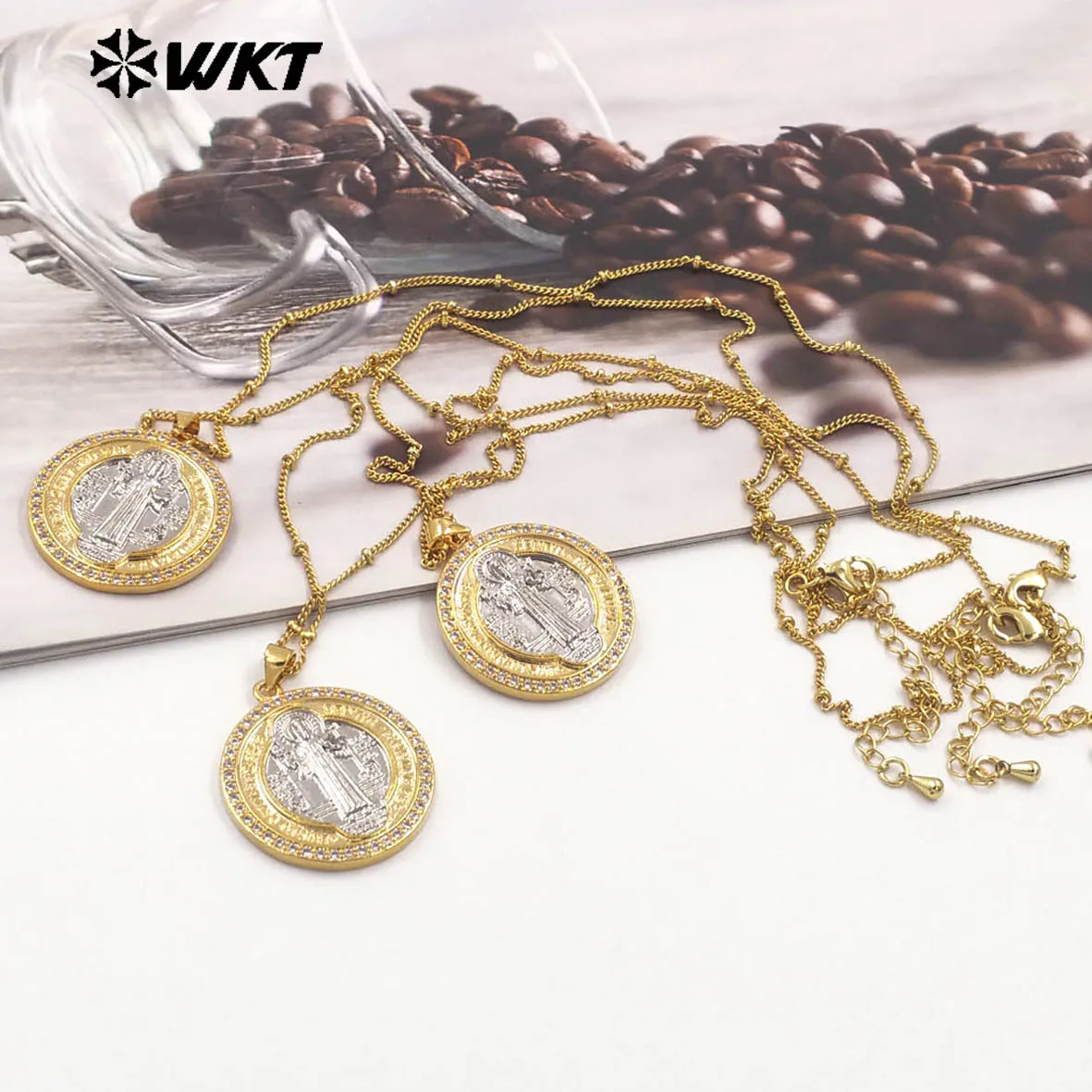 WT-MN987 WKT desain baru 18K emas St Benedict medali kalung untuk agama Kristen hadiah perhiasan