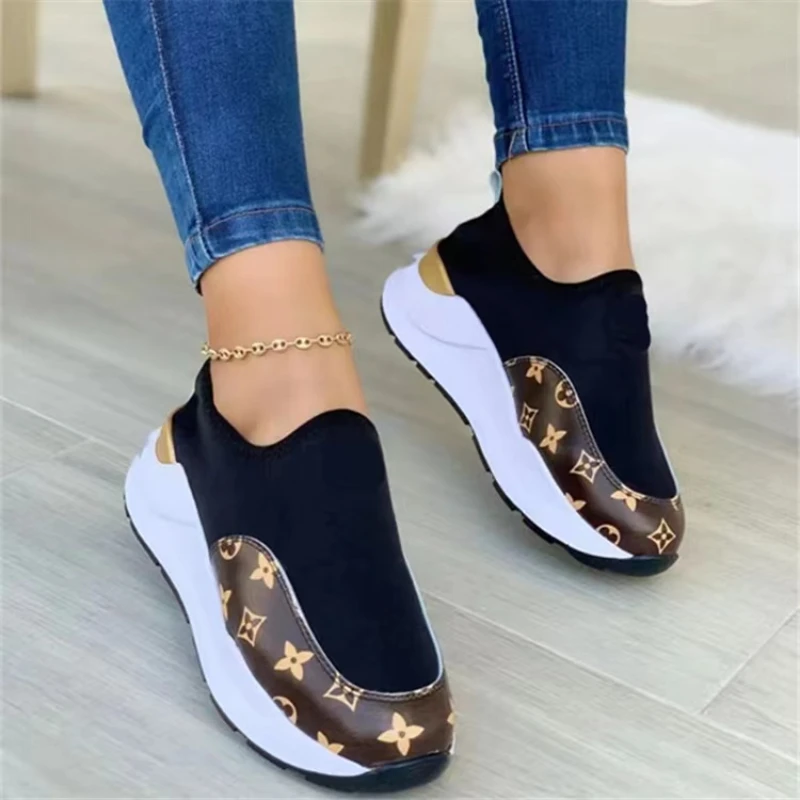 Summer Women\'s New Fashionable Round Toe Stretch Cloth Shoes Slip-On Slip-On Women\'s Shoes Comfortable Non-slip Sneakers