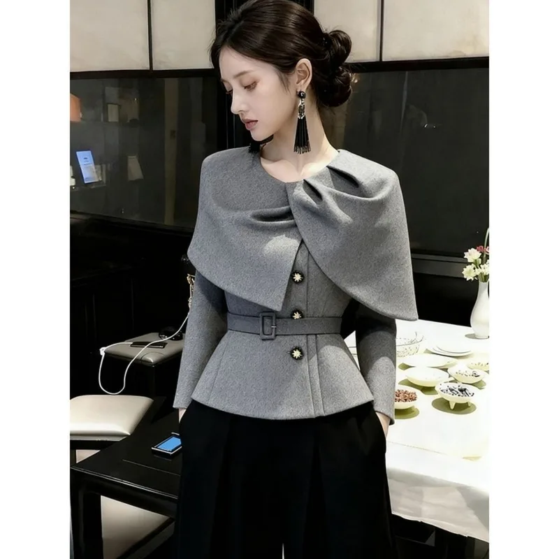 Red Cloak Jacket for Women Very Good-looking, High-end Fashionable Foreign-style Celebrity Temperament Pinched Waist Top Casual