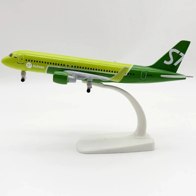 

Metal Aircraft Model 20cm Siberian S7 Airlines plane model A320 Metal Replica With Landing Gear Alloy Material Aviation Simulati