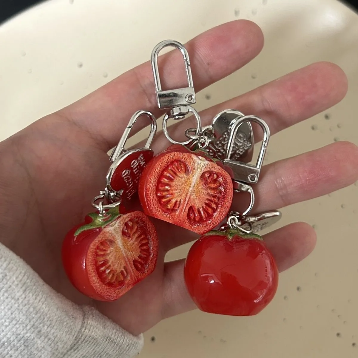 1/2/3 Peças Chaveiro de Tomate 3D Coreano Estilo Ins para Decoração de Mochila Feminina, Chaveiro Estrela Y2K Menina Mágica Japonesa, Pingente para Bolsa e Chaveiro de Carro