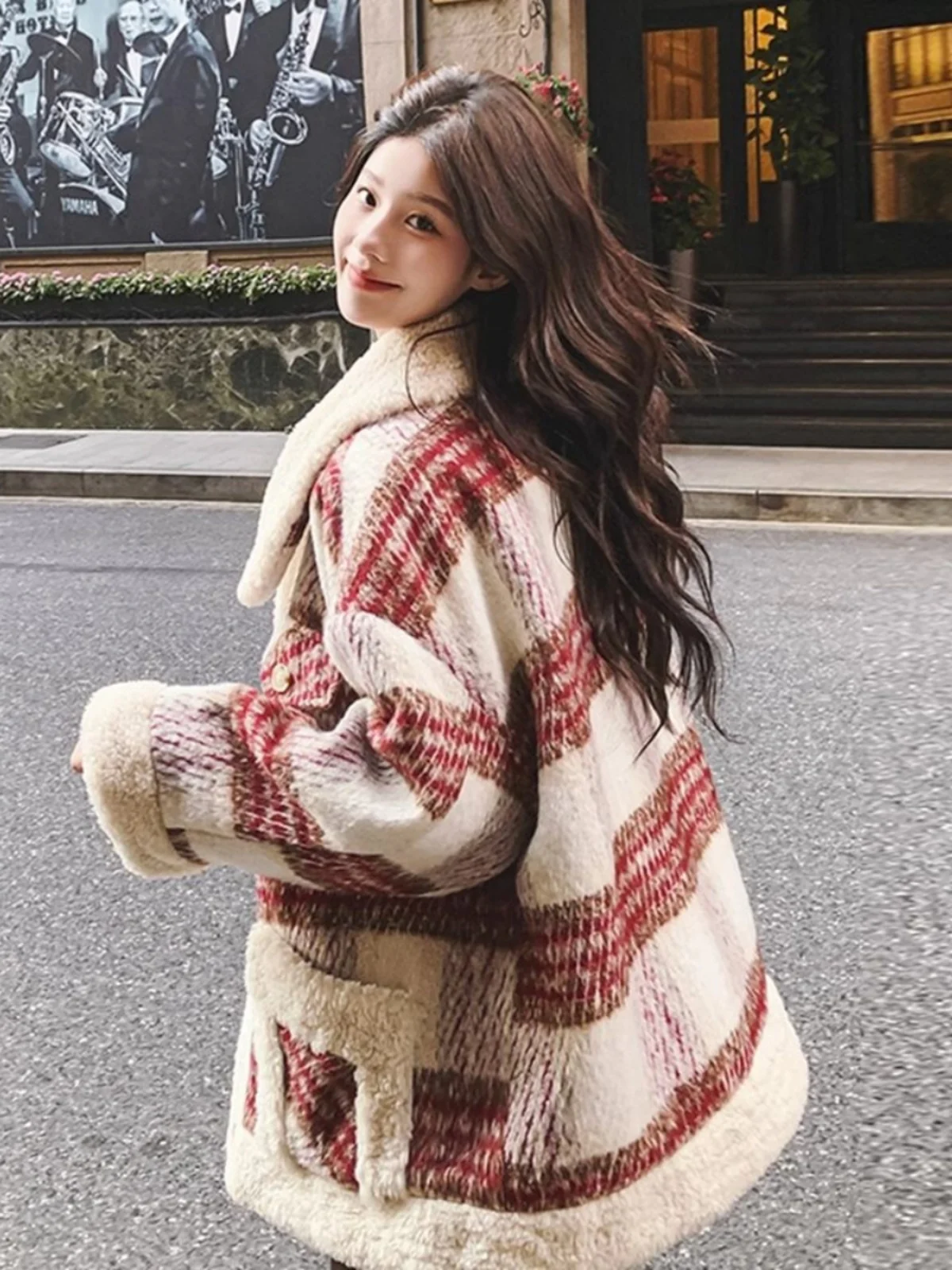 Retro Red Plaid Spliced Lamb Fur Jacket Women's Thickened Korean Style Youthful Winter Coat Short Outerwear Cotton Clothes